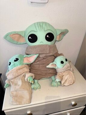 💚🖤 Bundle of 3 STAR WARS BRANDED Plush Manchurian Child stuffed figures